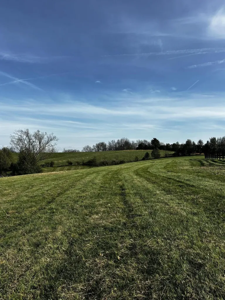 1062 Vanarsdall Road Harrodsburg KY 40330