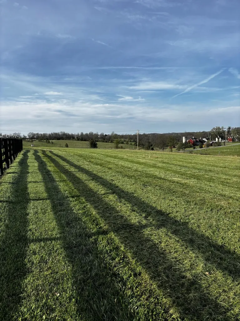 1062 Vanarsdall Road Harrodsburg KY 40330