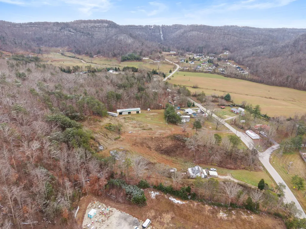 720 S Main Street Stanton KY 40380