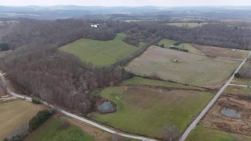 016 Puncheon Creek Road Eubank KY 42567