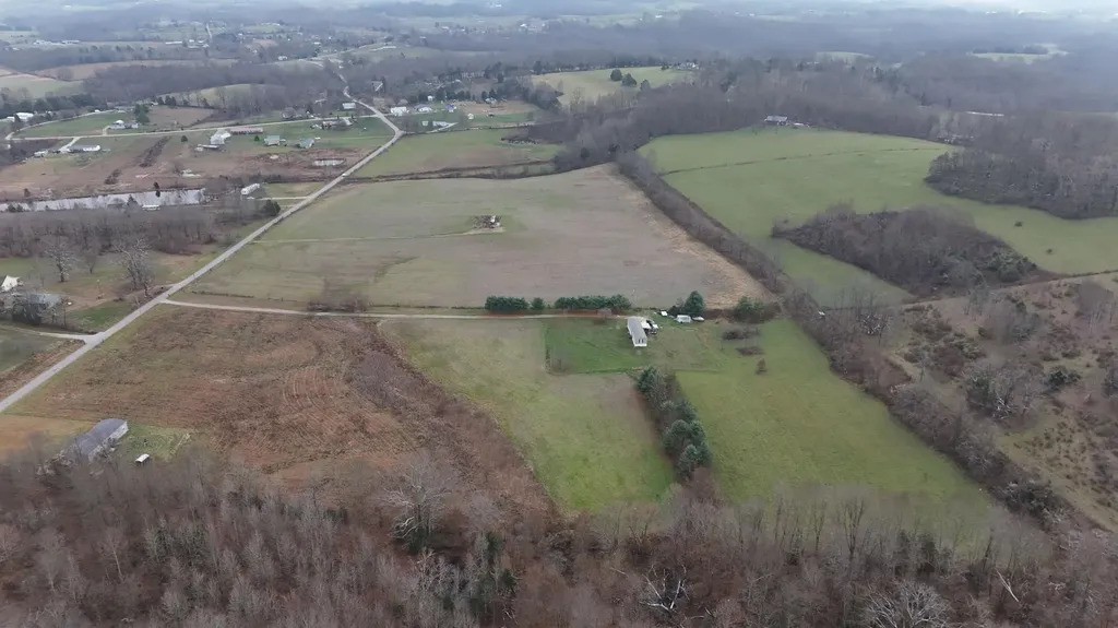 016 Puncheon Creek Road Eubank KY 42567
