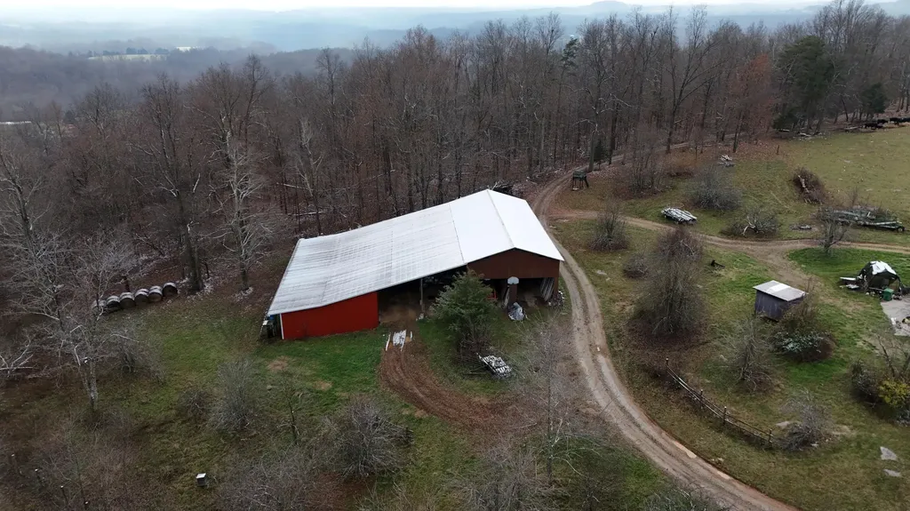 5 Puncheon Creek Road Eubank KY 42567