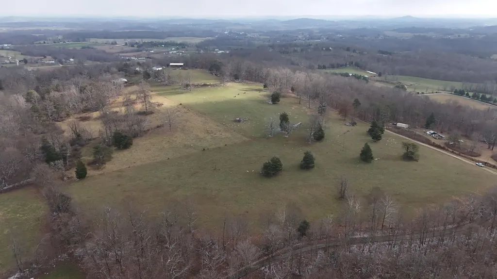 5 Puncheon Creek Road Eubank KY 42567