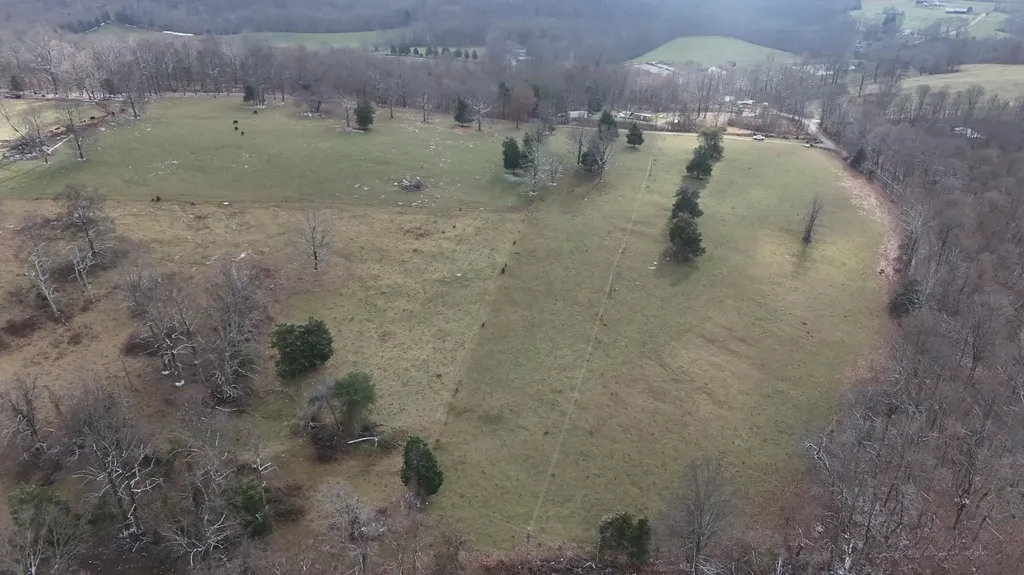 5 Puncheon Creek Road Eubank KY 42567