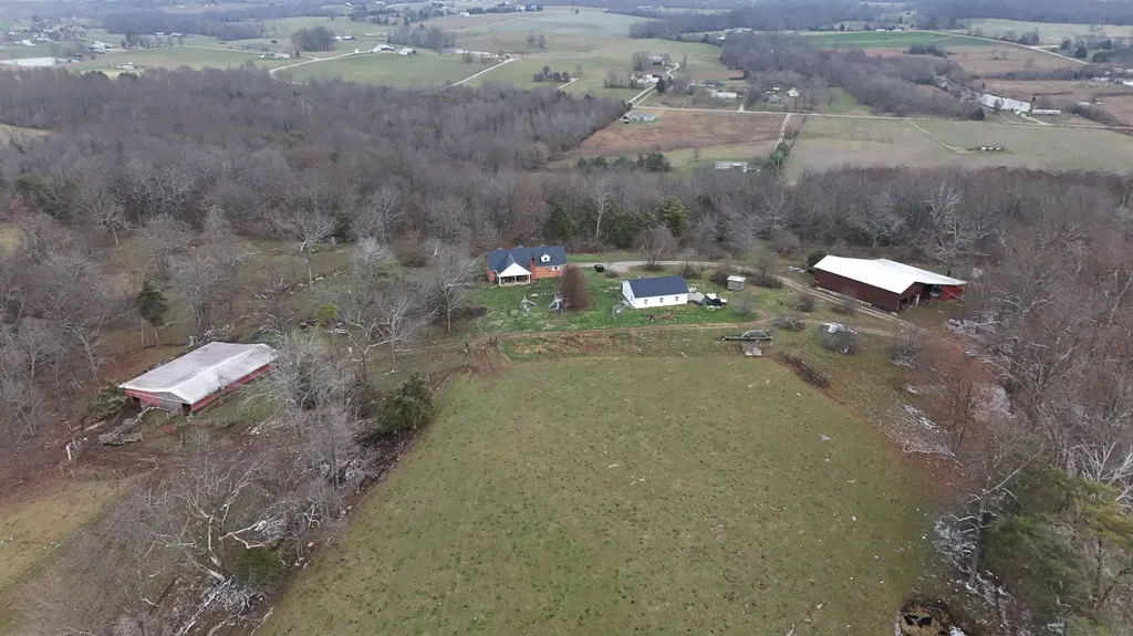5 Puncheon Creek Road Eubank KY 42567
