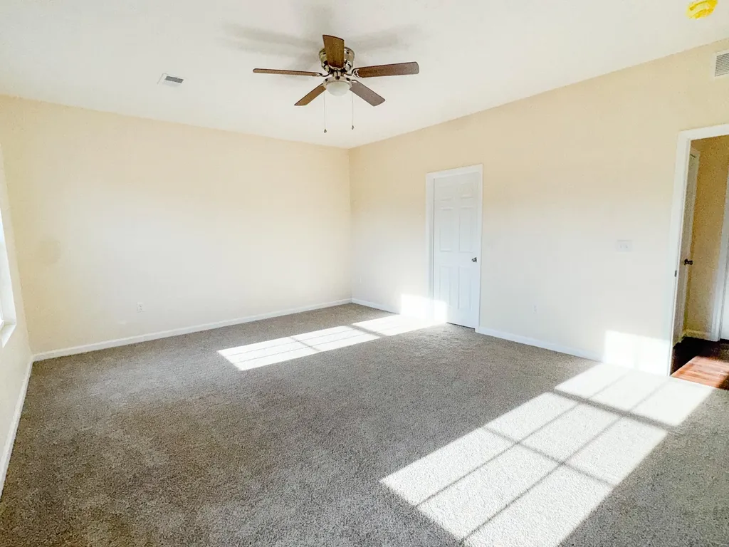 533 Knoll Lane Nancy KY 42544