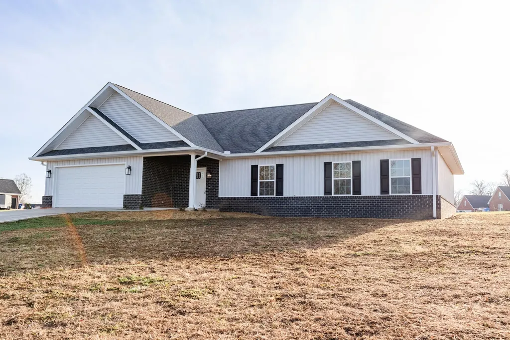 533 Knoll Lane Nancy KY 42544