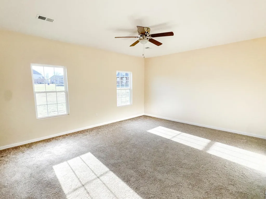 533 Knoll Lane Nancy KY 42544