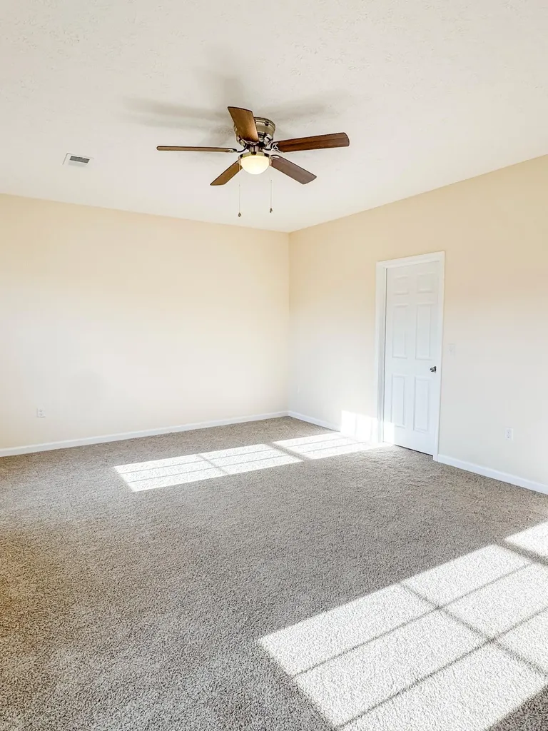 533 Knoll Lane Nancy KY 42544