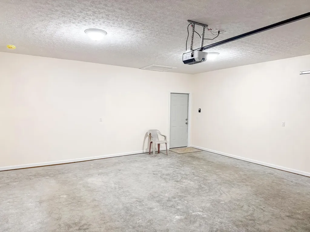 533 Knoll Lane Nancy KY 42544