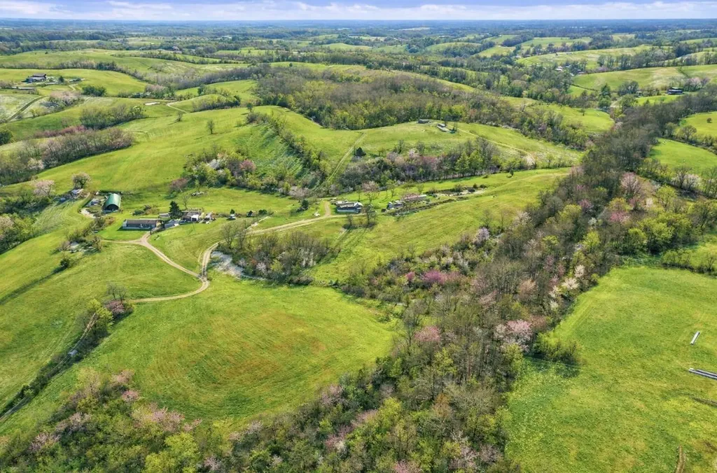 455 Davis Lane Winchester KY 40391