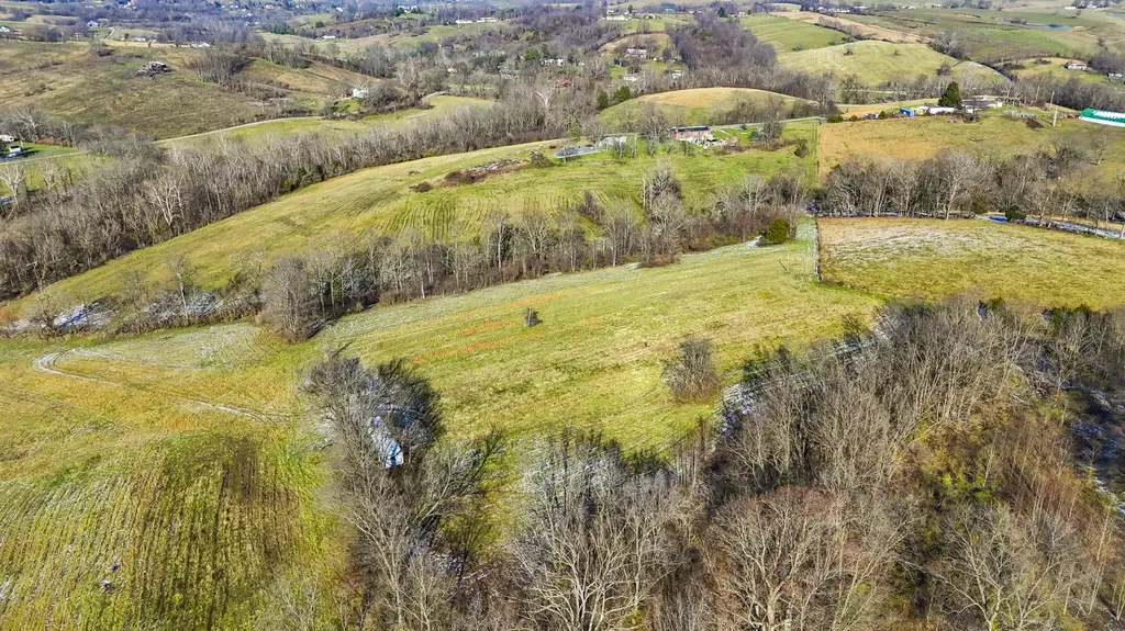 455 Davis Lane Winchester KY 40391