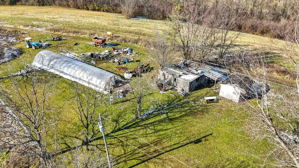 455 Davis Lane Winchester KY 40391