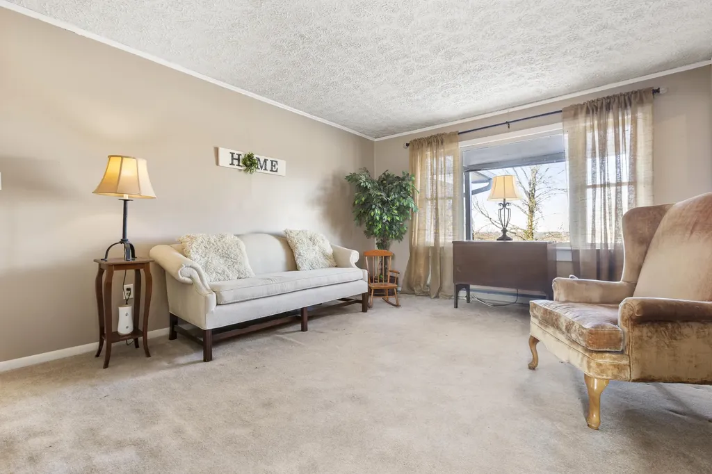 455 Davis Lane Winchester KY 40391