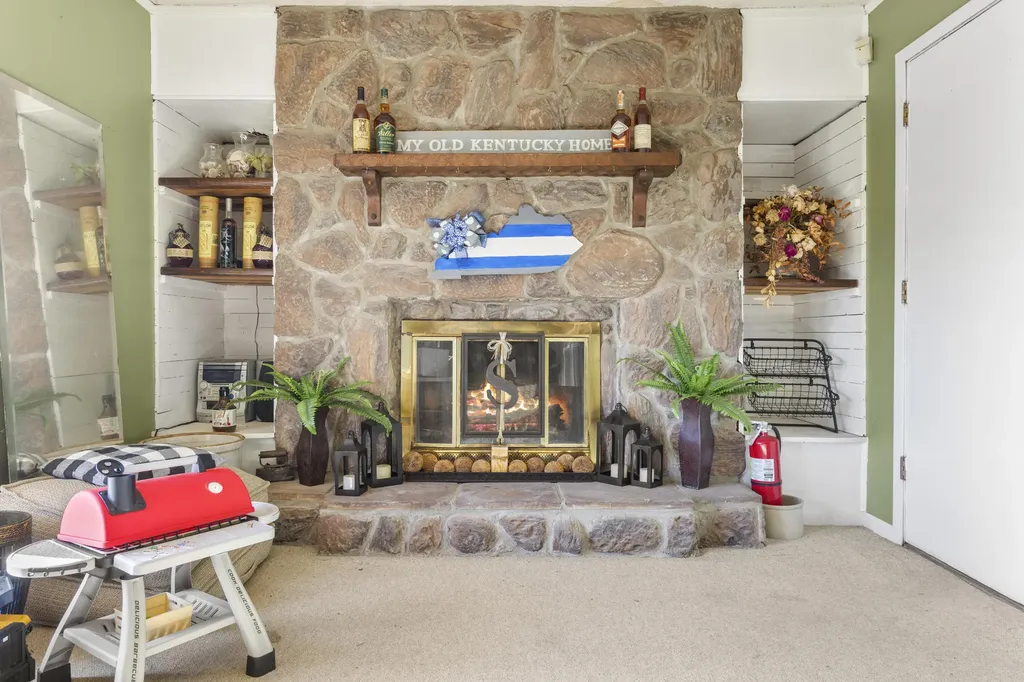 455 Davis Lane Winchester KY 40391