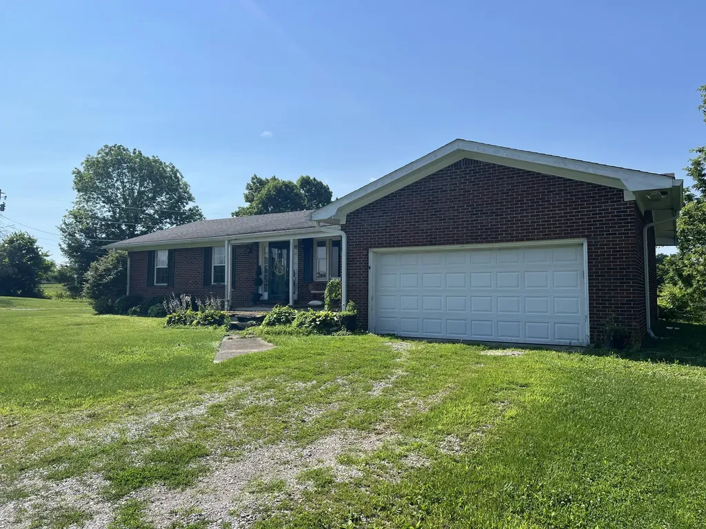 455 Davis Lane Winchester KY 40391