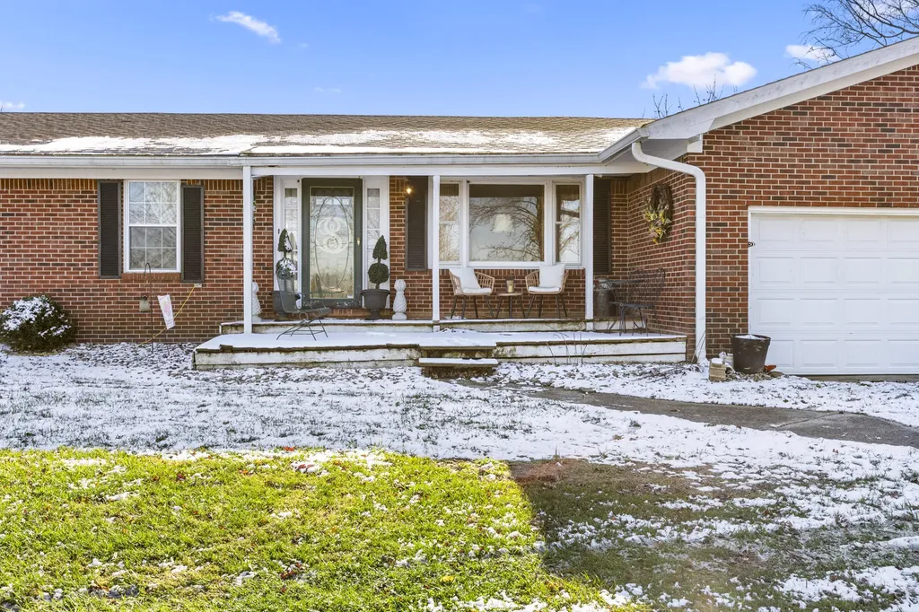 455 Davis Lane Winchester KY 40391