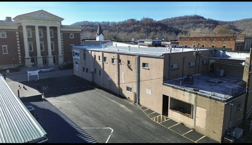 89 2nd Street Vanceburg KY 41179