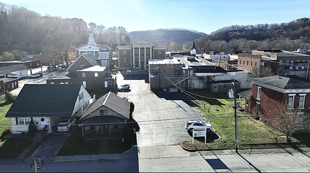 89 2nd Street Vanceburg KY 41179