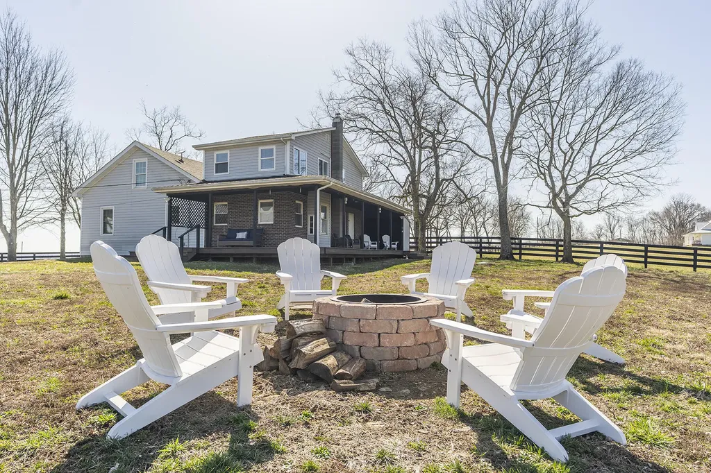 4075 Lexington Road Harrodsburg KY 40330