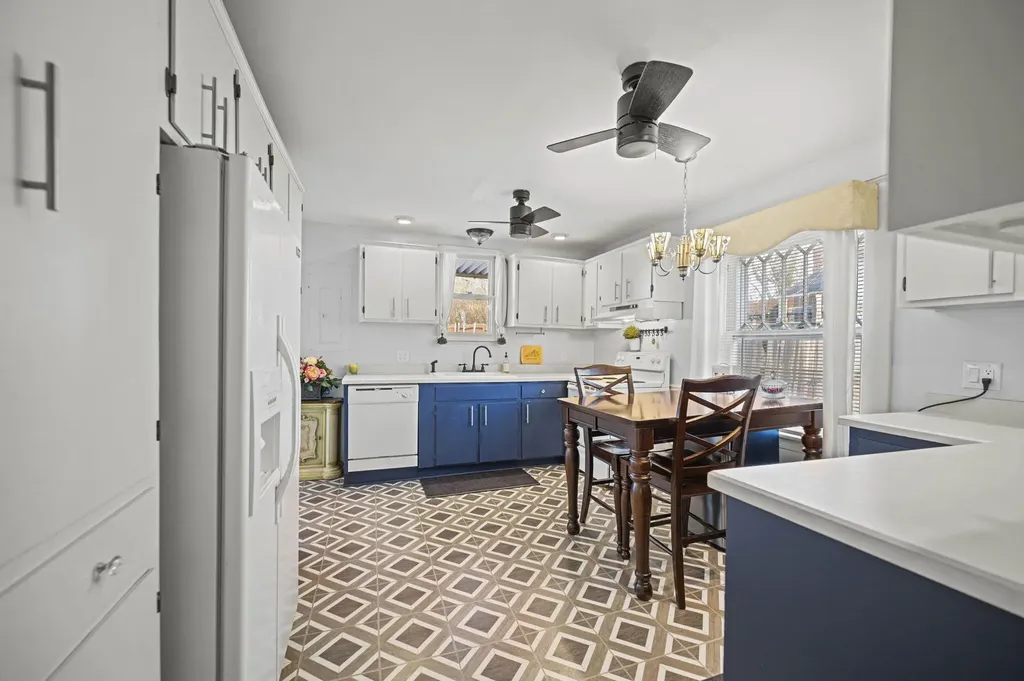 224 Sunset Avenue Richmond KY 40475