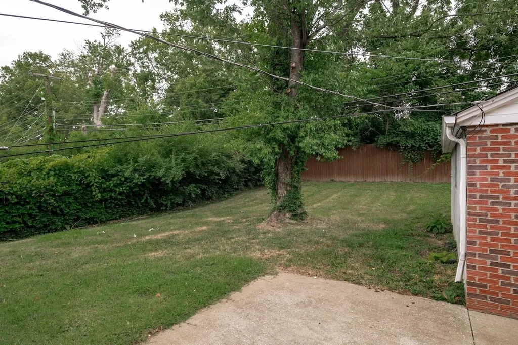 2457 Butternut Hill Court Lexington KY 40509