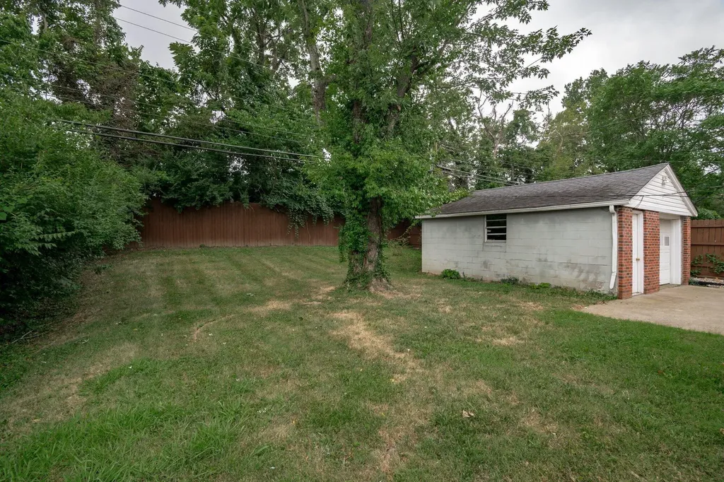 2457 Butternut Hill Court Lexington KY 40509