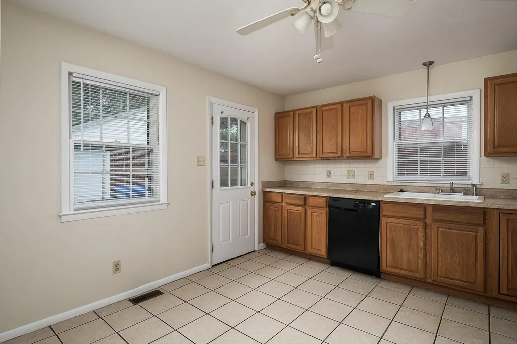 2457 Butternut Hill Court Lexington KY 40509