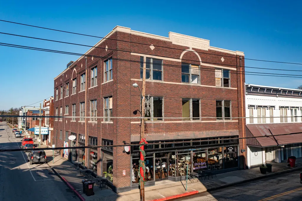 202 E Pike Street Cynthiana KY 41031