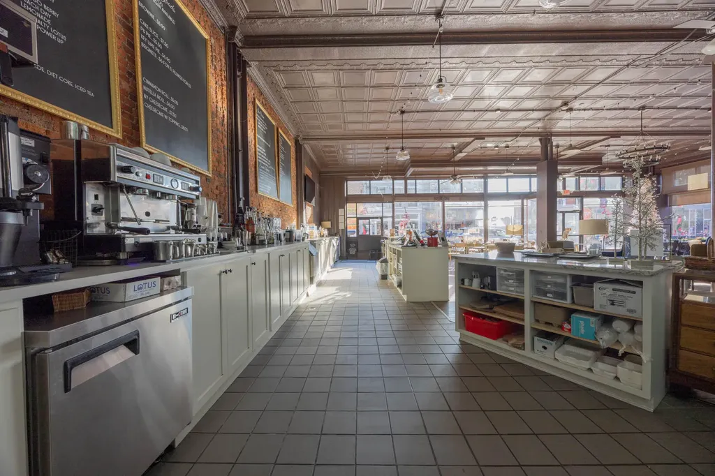 202 E Pike Street Cynthiana KY 41031