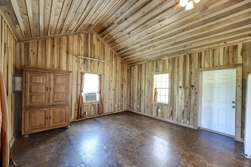 10900 Us Highway 127 Hustonville KY 40437