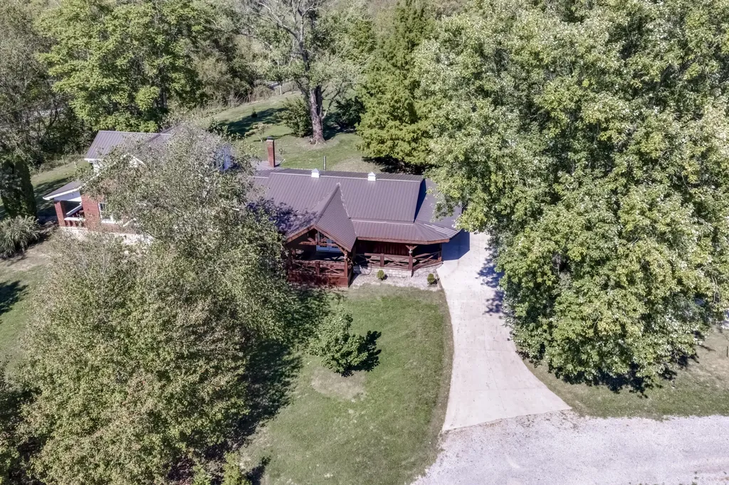 10900 Us Highway 127 Hustonville KY 40437
