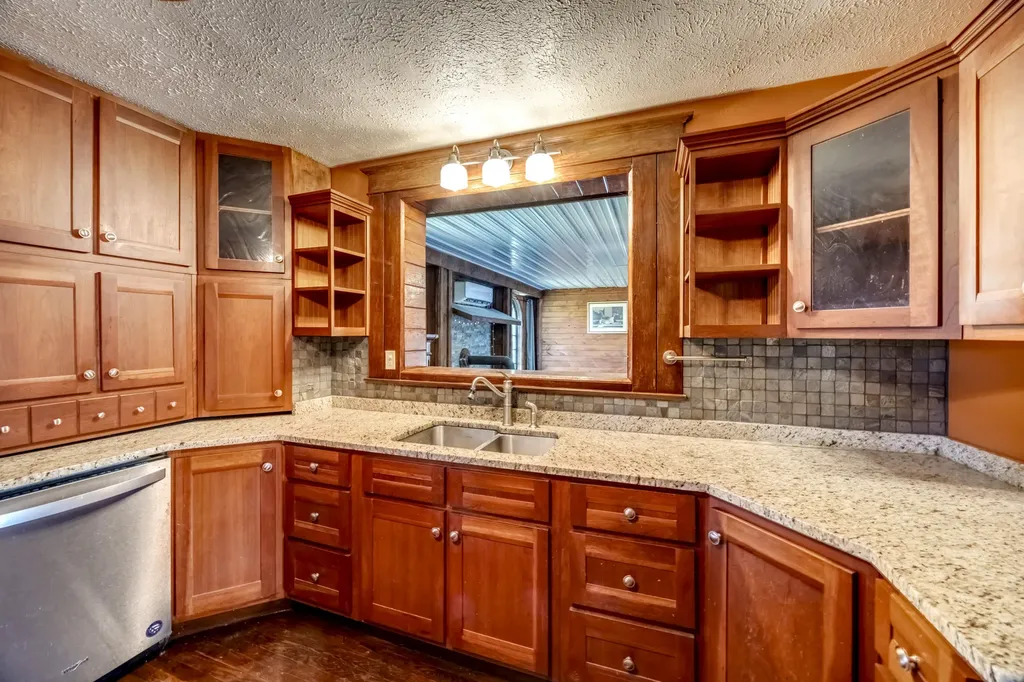 10900 Us Highway 127 Hustonville KY 40437