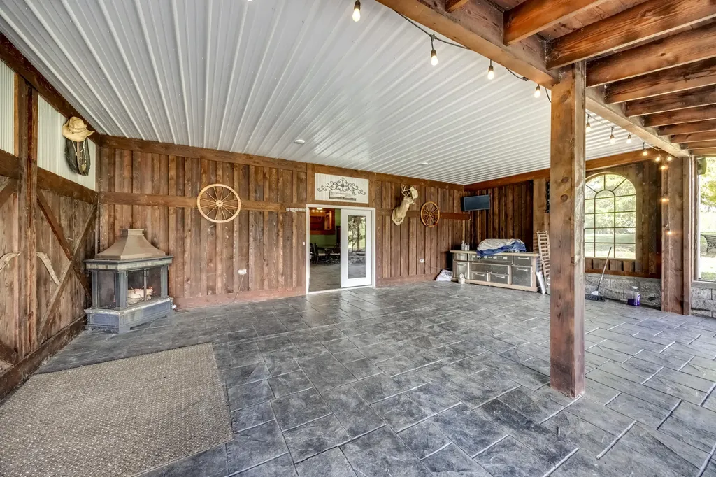 10900 Us Highway 127 Hustonville KY 40437