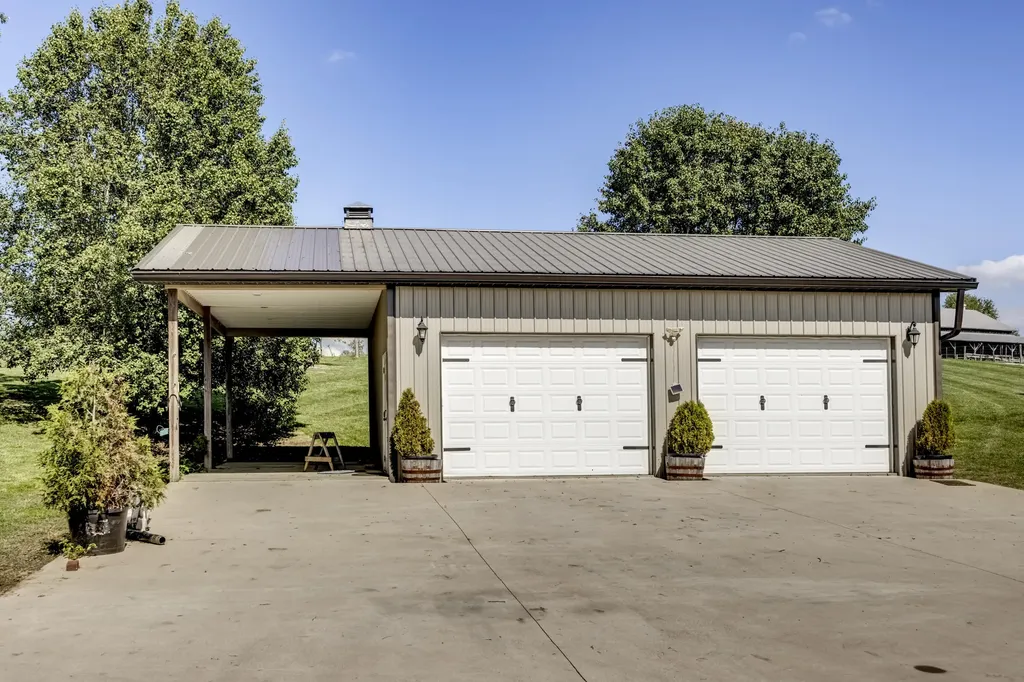 10900 Us Highway 127 Hustonville KY 40437