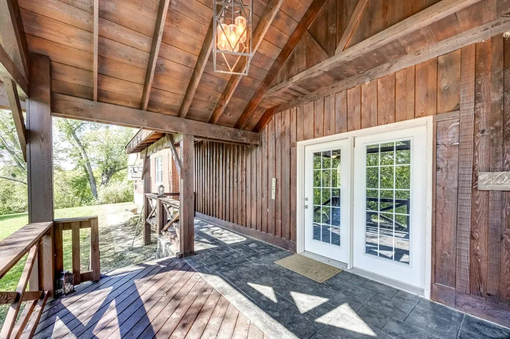 10900 Us Highway 127 Hustonville KY 40437