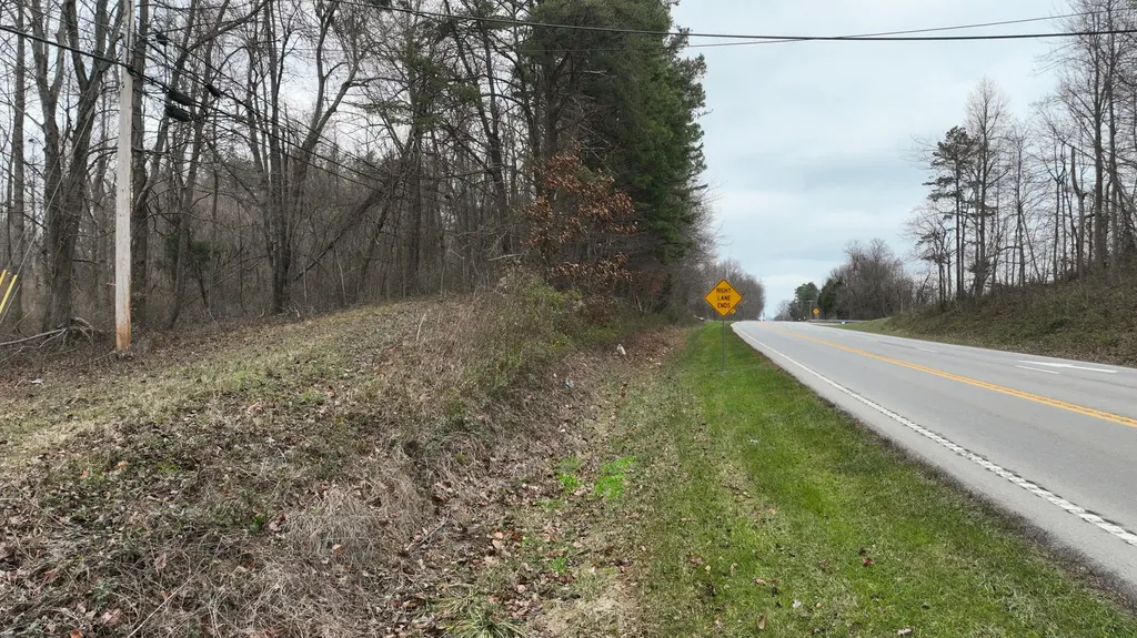 7265 Somerset Road Waynesburg KY 40489