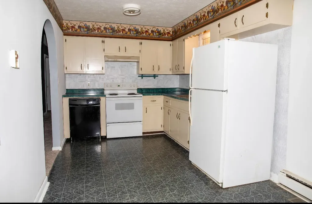208 Meadowlane Road London KY 40744