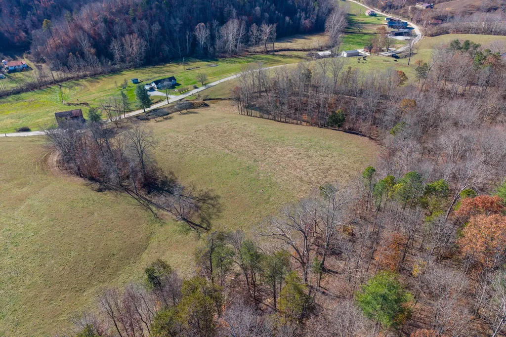 1124 State Highway 844 West Liberty KY 41472