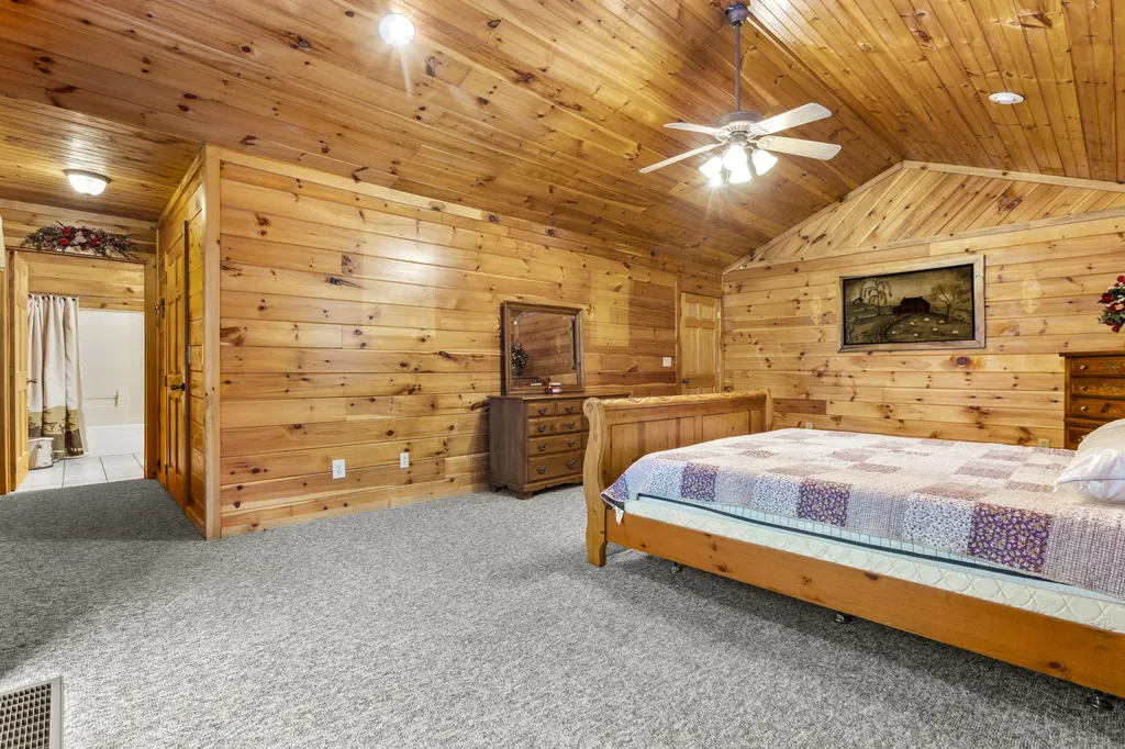 1435 Pilot Road Stanton KY 40380