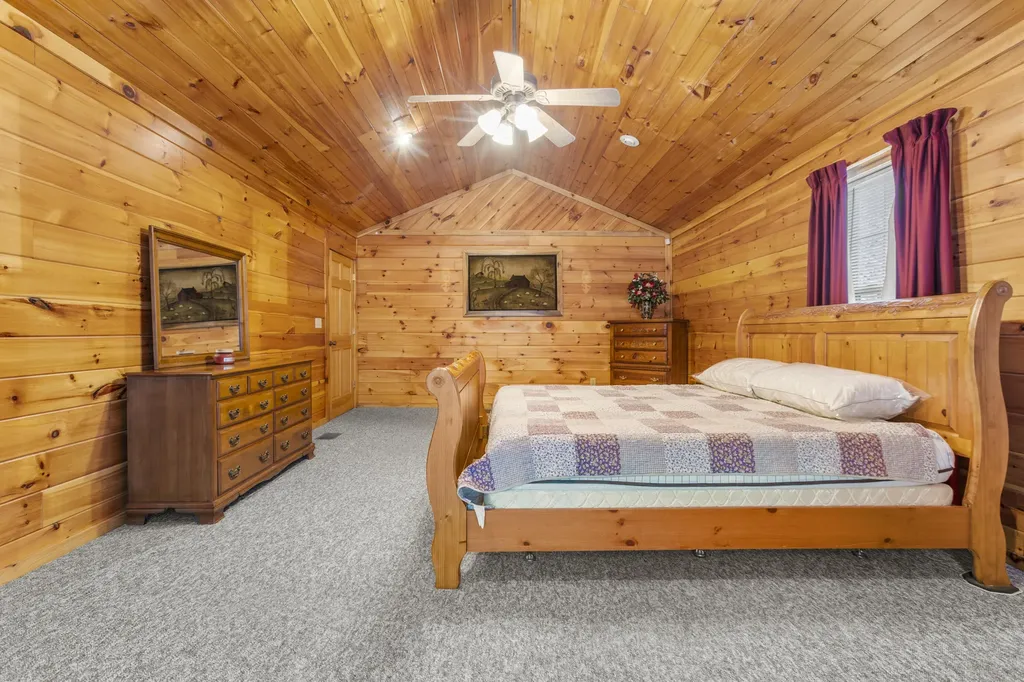 1435 Pilot Road Stanton KY 40380