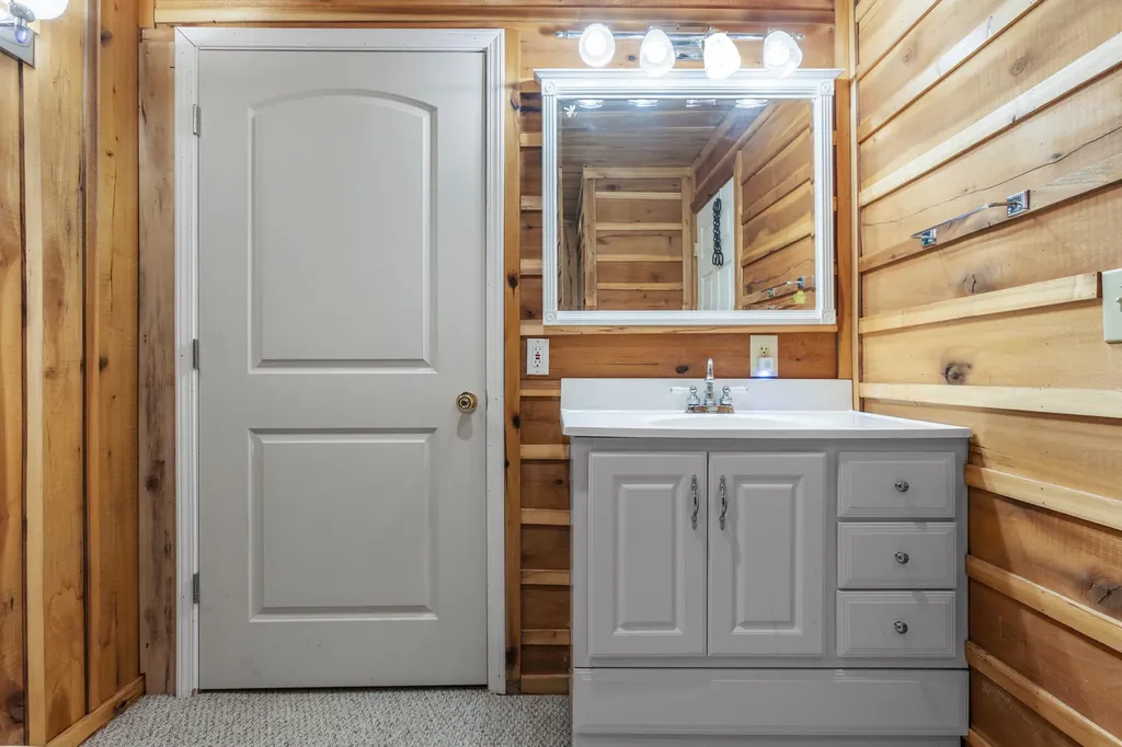1435 Pilot Road Stanton KY 40380