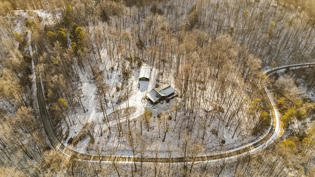 1435 Pilot Road Stanton KY 40380