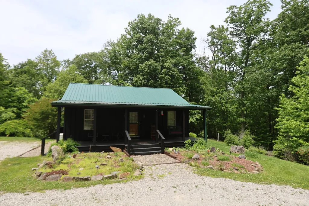 1435 Pilot Road Stanton KY 40380