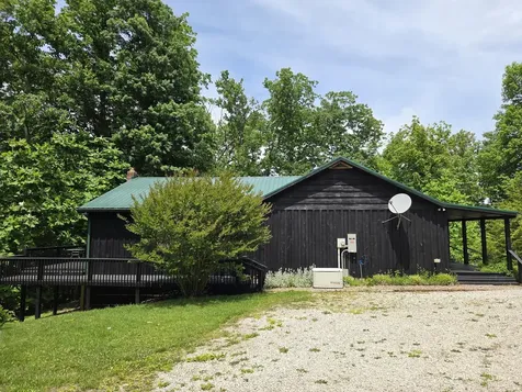 1435 Pilot Road Stanton KY 40380
