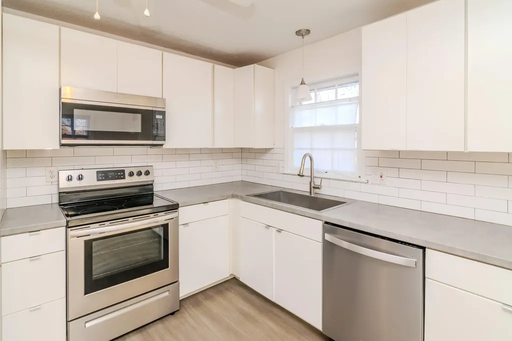 3839 Northampton Drive Lexington KY 40517