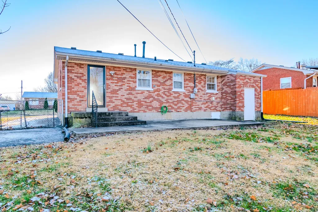 3839 Northampton Drive Lexington KY 40517