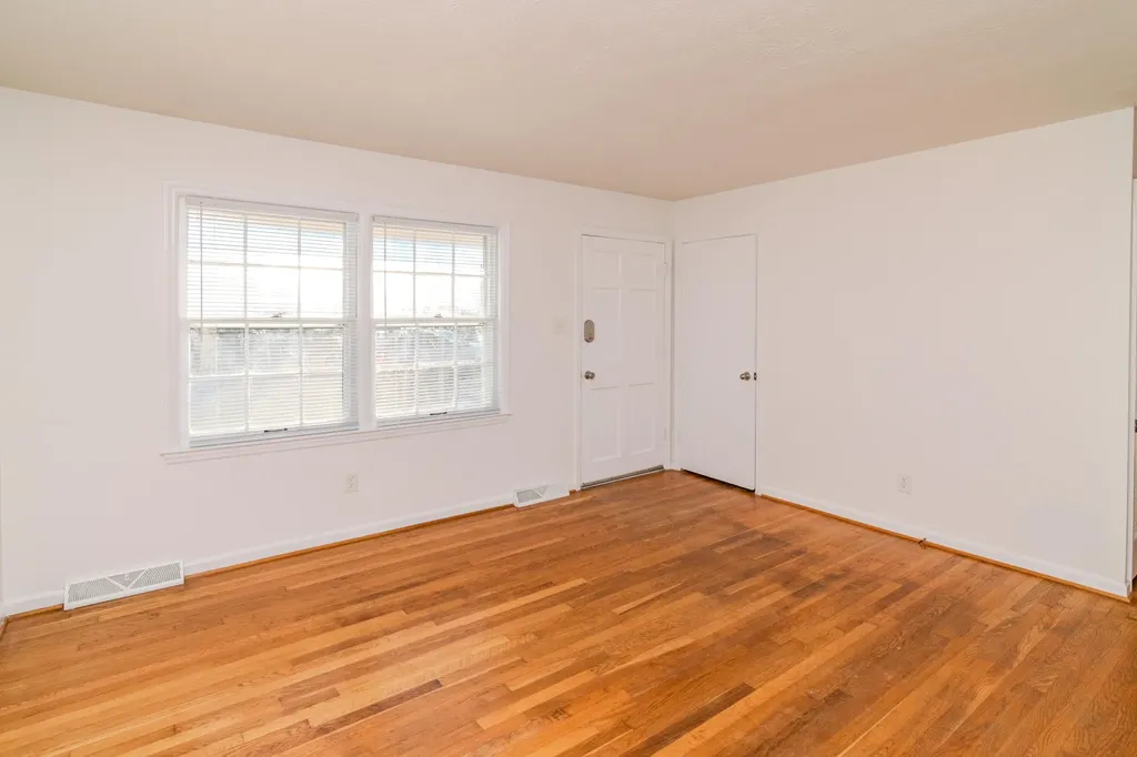 3839 Northampton Drive Lexington KY 40517
