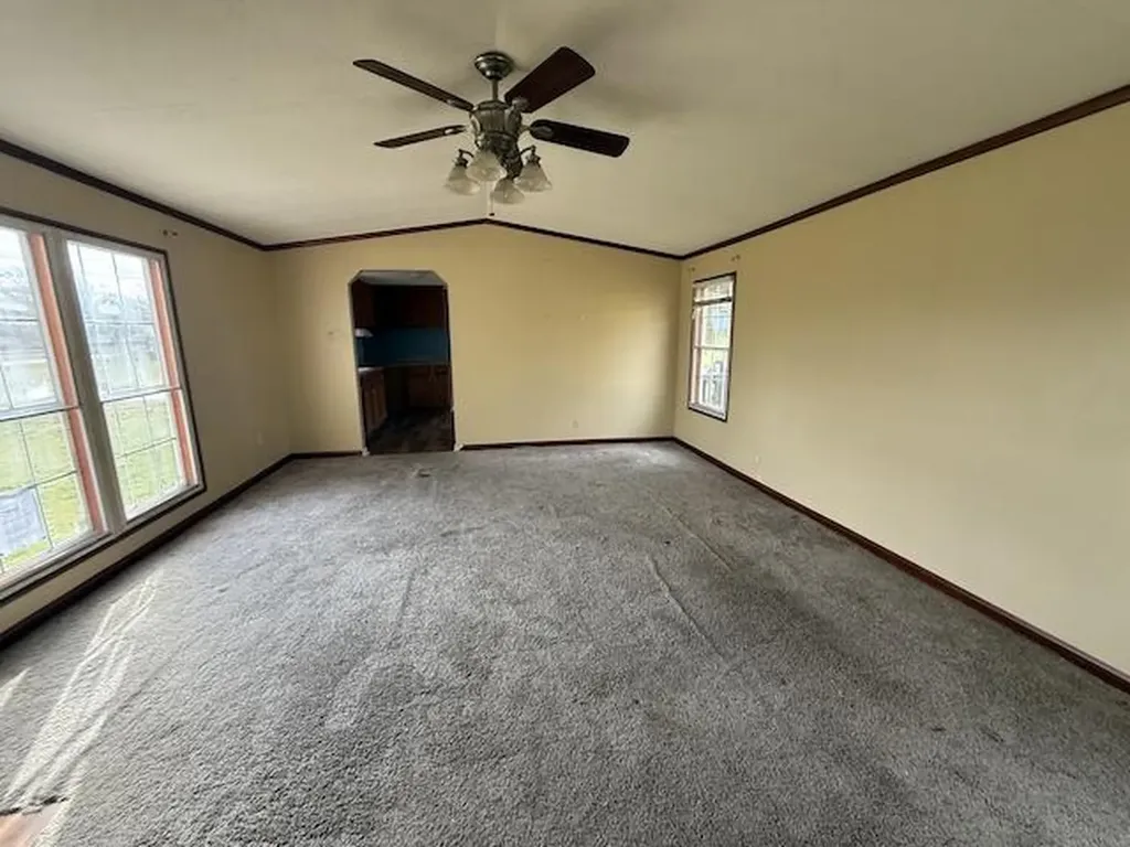 30 Sutton Street Corbin KY 40701