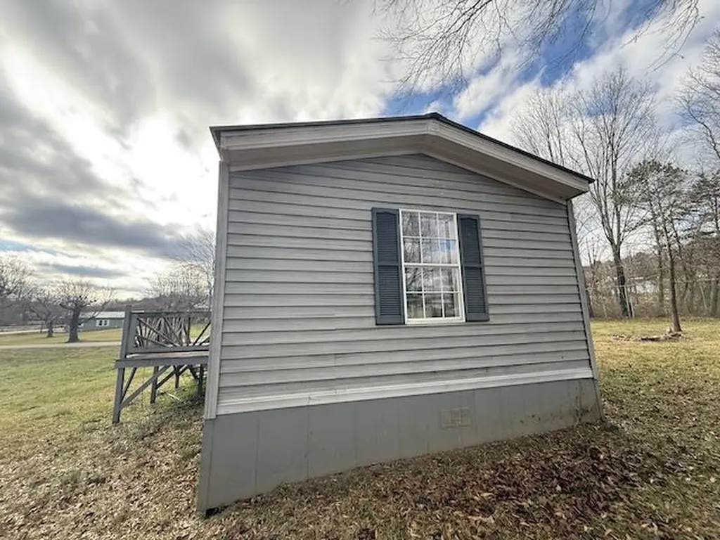30 Sutton Street Corbin KY 40701